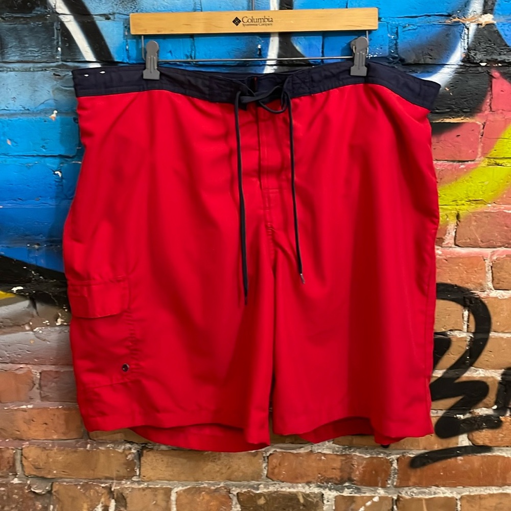 MERONA-men’s red/navy blue trim drawstring waistband board shorts